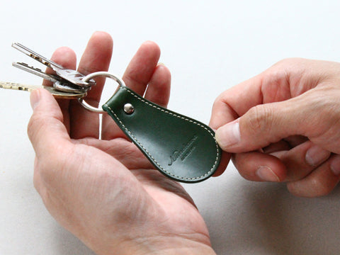 Shoehorn key ring “Grid” 靴べらキーリング